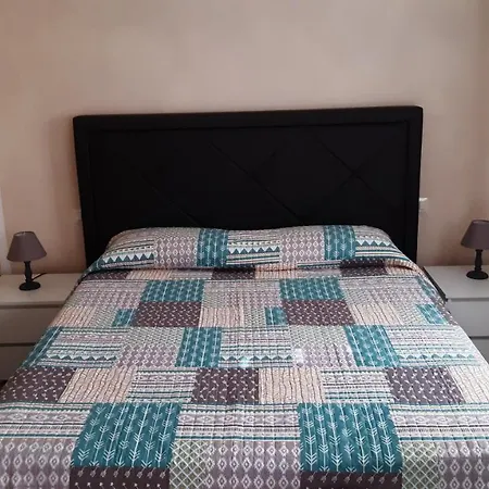 Casa Vacanze Amira, Al Centro Dell' Umbria ! Дом отдыха Петриньяно